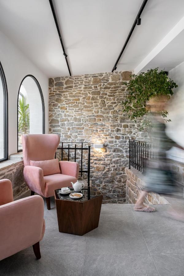 Bridges Residence Veliko Tŭrnovo Exterior foto