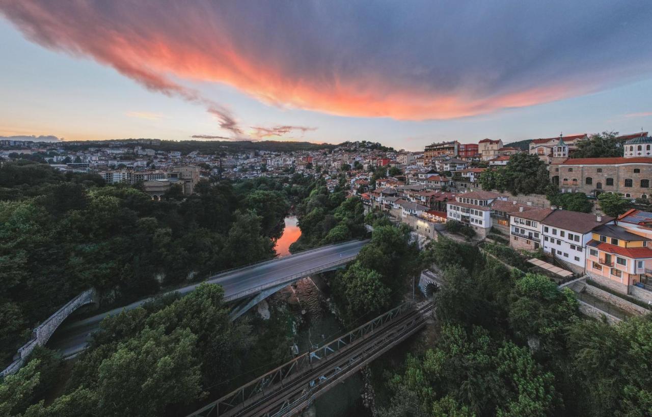 Bridges Residence Veliko Tŭrnovo Exterior foto